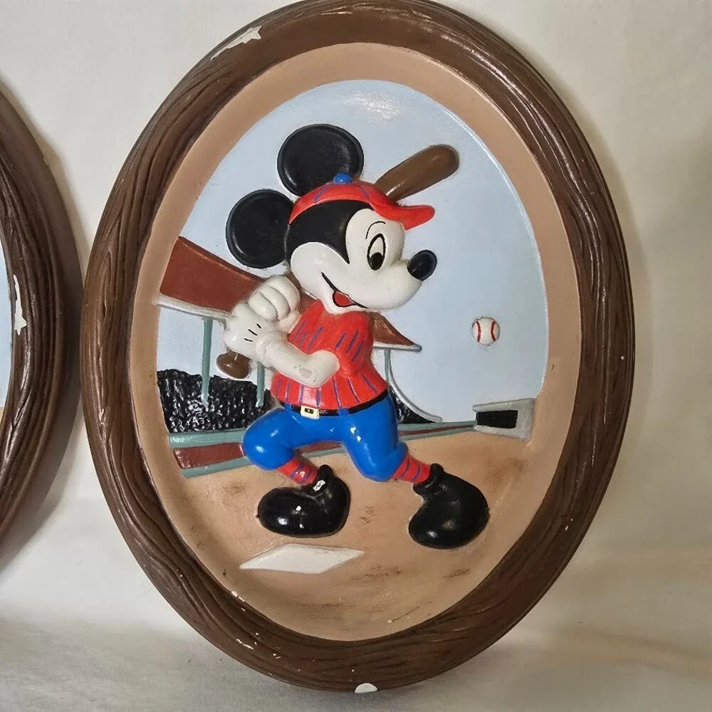 VTG Walt Disney Productions Mickey Mouse & Pluto 3D Plaster Wall Plaques